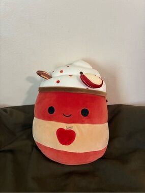 Mead squishmallow